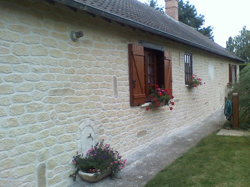 Joint à la chaux, façade en pierre à Plougastel-Daoulas